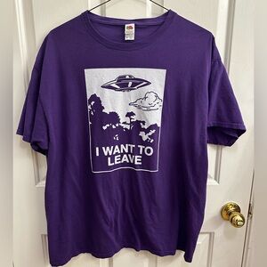 Fruit Of The Loom Funny UFO “I Want To Leave” T-shirt